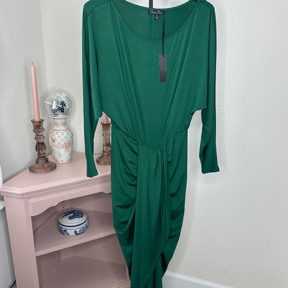 NWT Unique Vintage Elegant Green Dress
